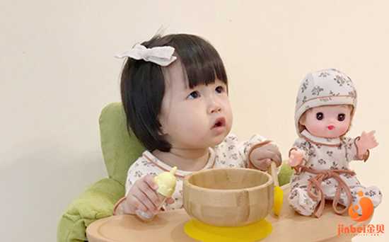 两个女人如何生出试管婴儿，【做供卵试管大概多少钱】目前居住在上海，已经